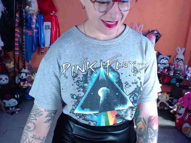 MissMia webcam