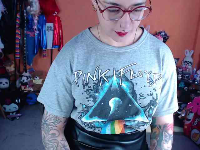 MissMia webcam