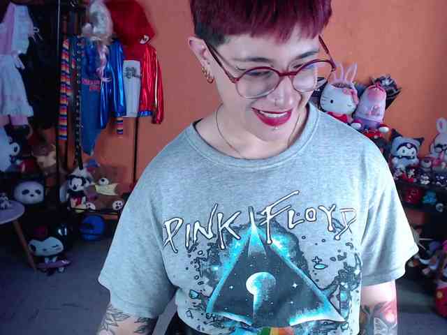 MissMia webcam