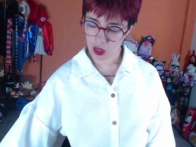 MissMia webcam