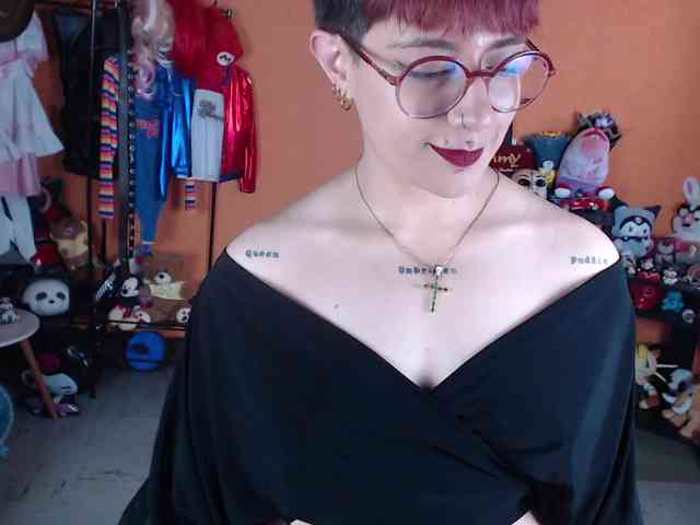 MissMia webcam