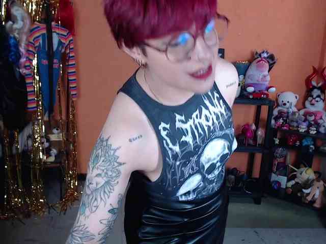 MissMia webcam