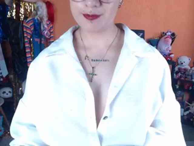 MissMia webcam