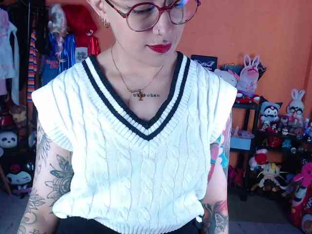 MissMia webcam