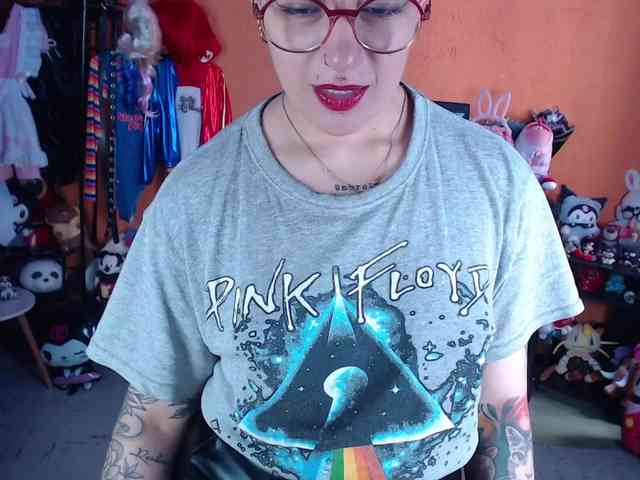 MissMia webcam