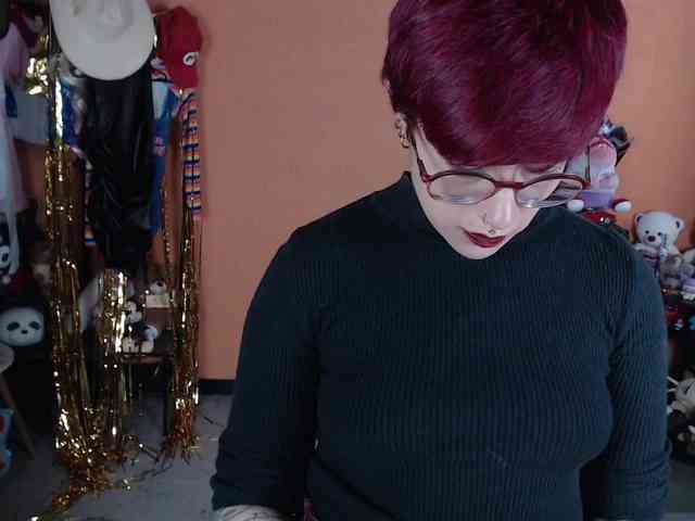 MissMia webcam
