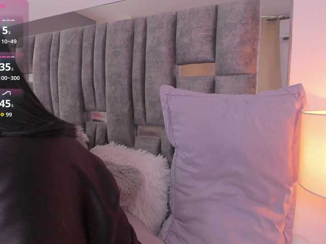 IrisEvans's BongaCams show and profile