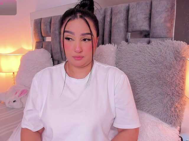 IrisEvans live cam on BongaCams