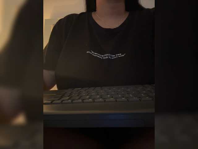 IrisEvans live cam on BongaCams