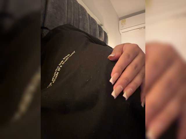 IrisEvans live cam on BongaCams