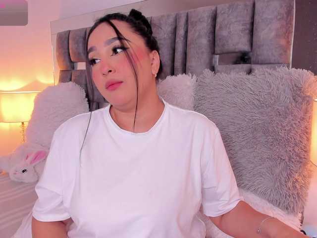 IrisEvans live cam on BongaCams