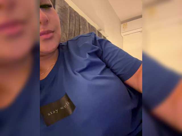 IrisEvans live cam on BongaCams