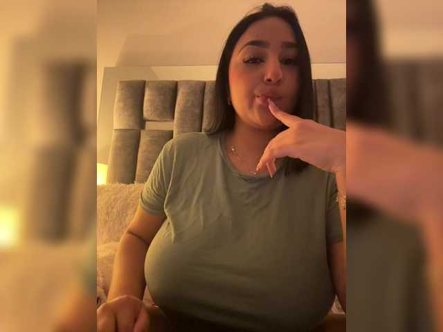 IrisEvans live cam on BongaCams
