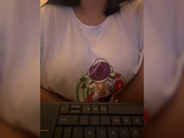 IrisEvans live cam on BongaCams