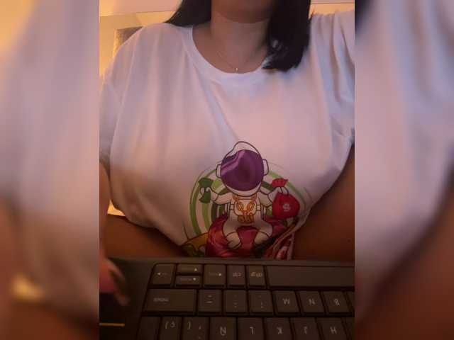 IrisEvans live cam on BongaCams