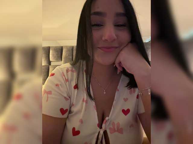  IrisEvans chat room