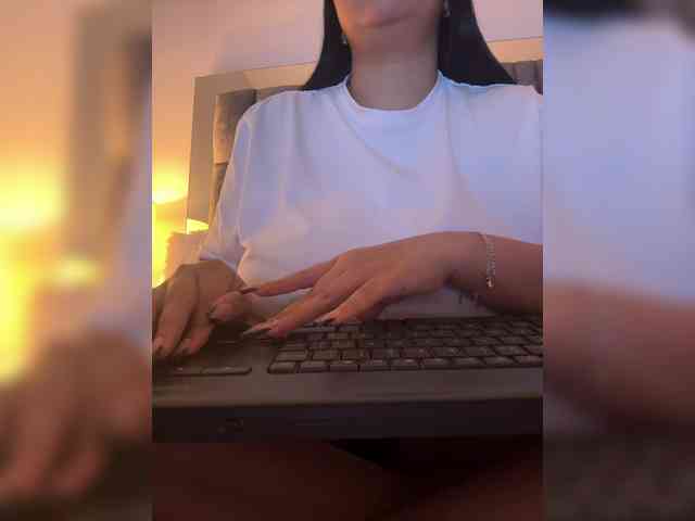 IrisEvans webcam