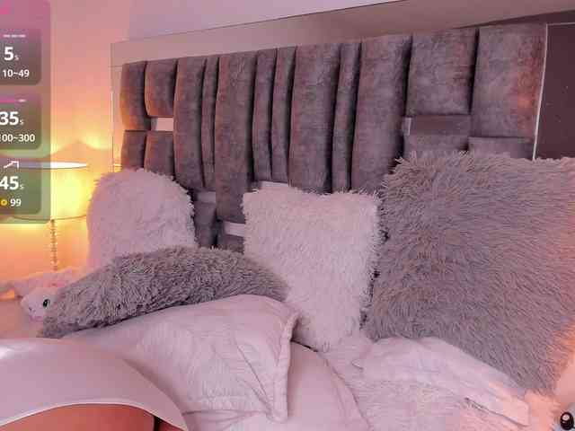 IrisEvans Live Webcam on BongaCams