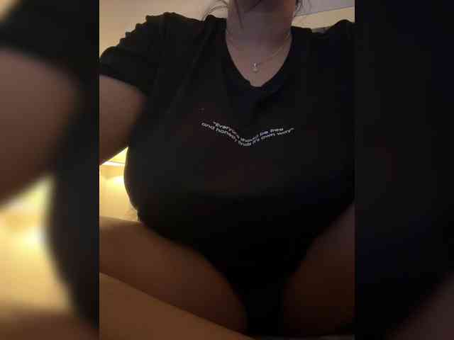 IrisEvans webcam