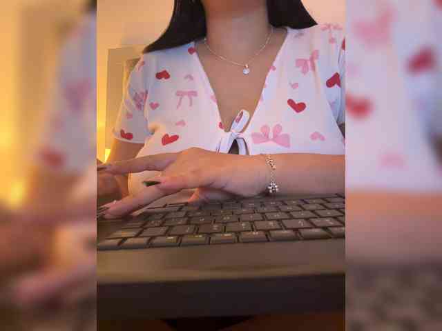 IrisEvans webcam