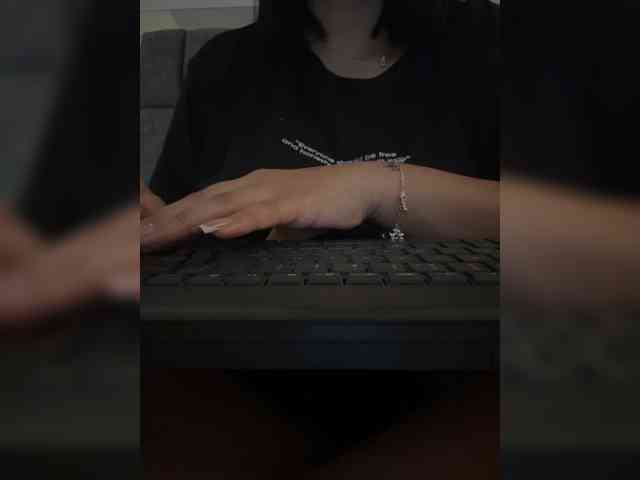 IrisEvans webcam