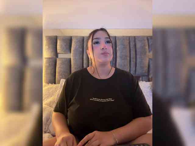 IrisEvans Live Webcam on BongaCams