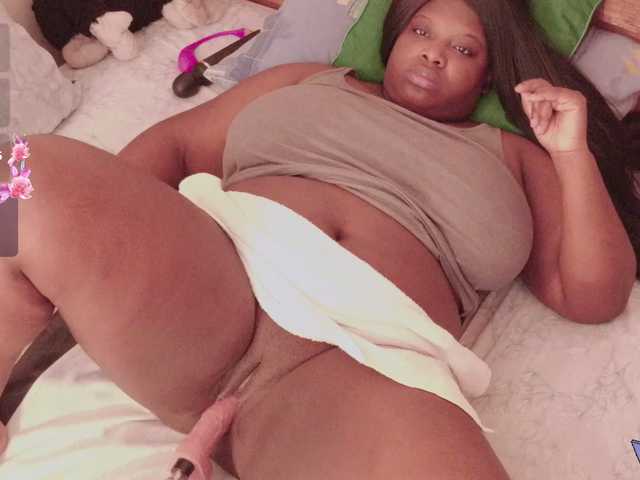 le modèle jhoxy-m est en webcam porno dans un show sur le site bongacams, il possède les tags suivants: Ebony,Brunette,Trimmed
