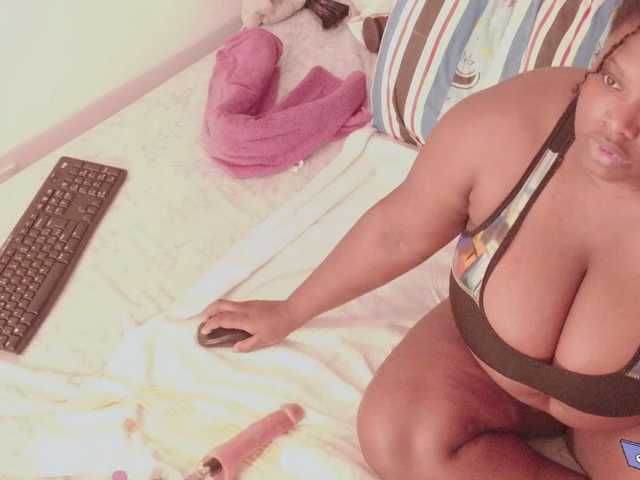 jhoxy-m live cam on BongaCams