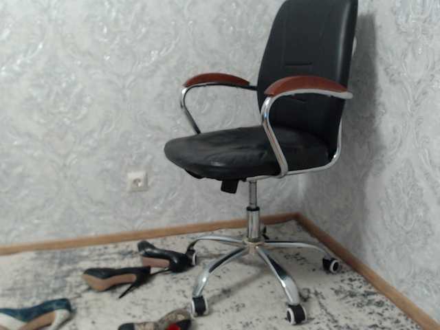 Arianakissses live cam on BongaCams