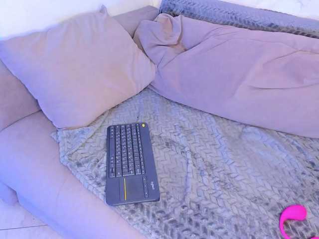 Eva-Merlin live webcam show