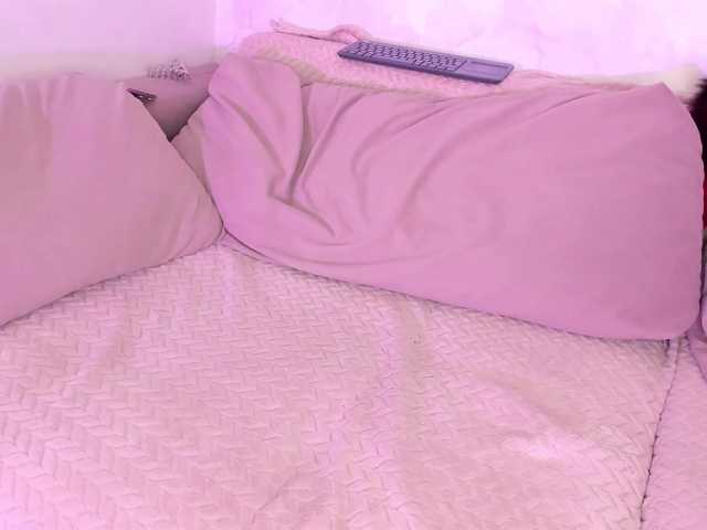 Eva-Merlin live cam on BongaCams