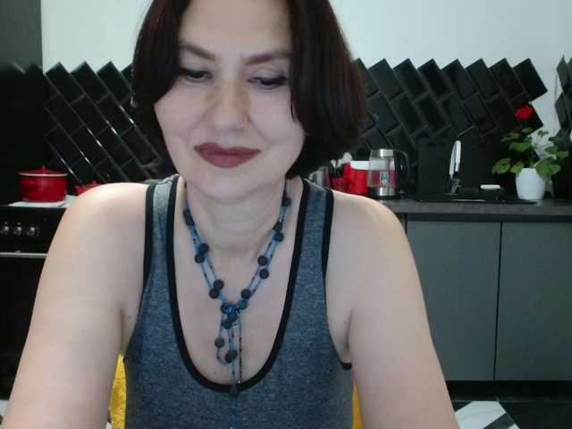 ANGELALADI