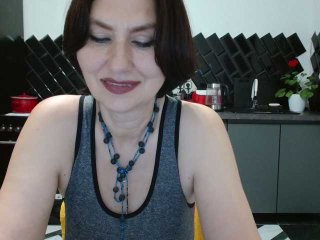 ANGELALADI