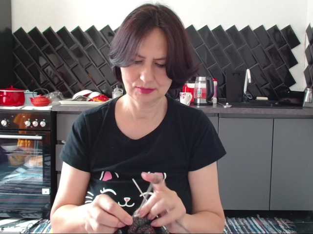 ANGELALADI