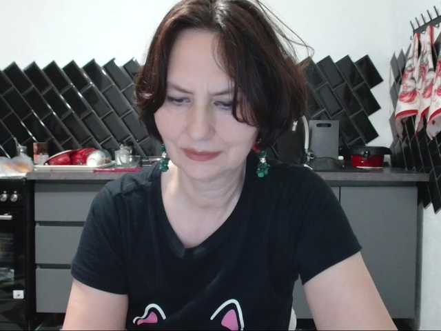 ANGELALADI