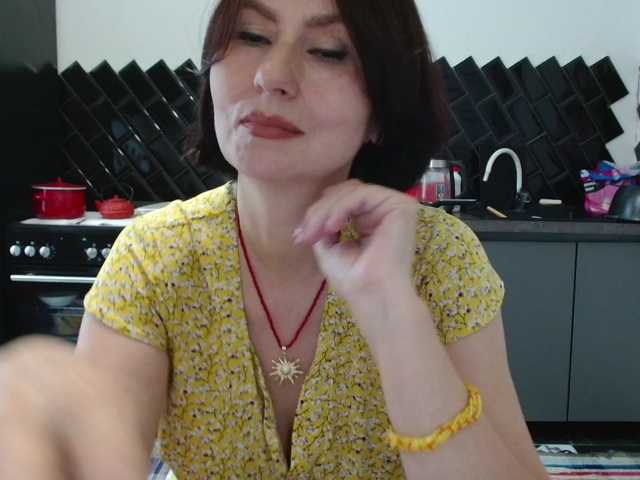ANGELALADI live webcam show