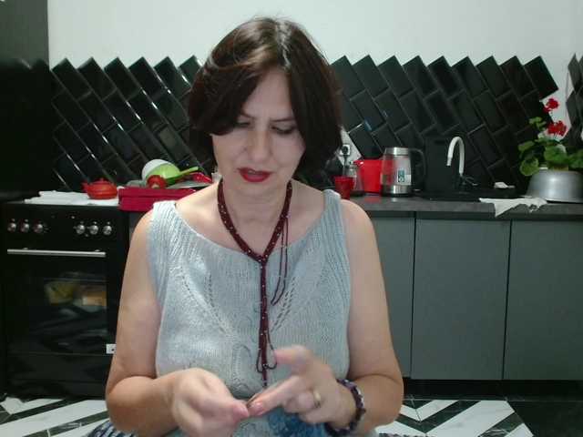 ANGELALADI