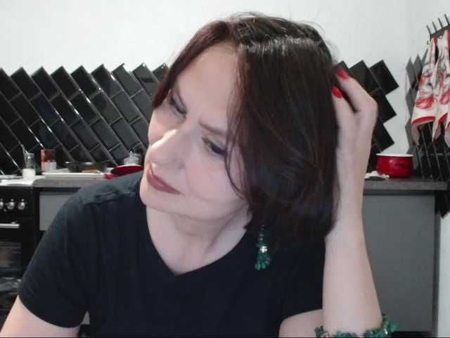 ANGELALADI