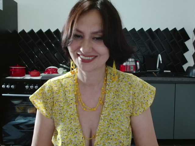 ANGELALADI live webcam show