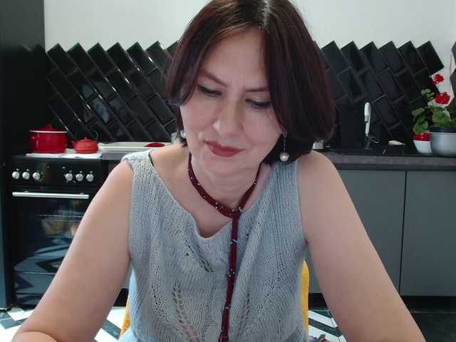 ANGELALADI
