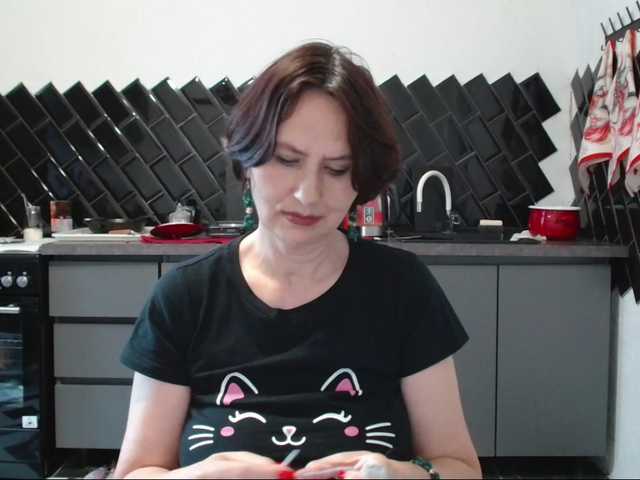 ANGELALADI