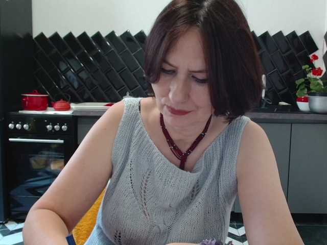 ANGELALADI