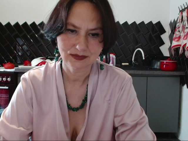 ANGELALADI