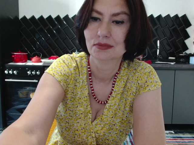 ANGELALADI