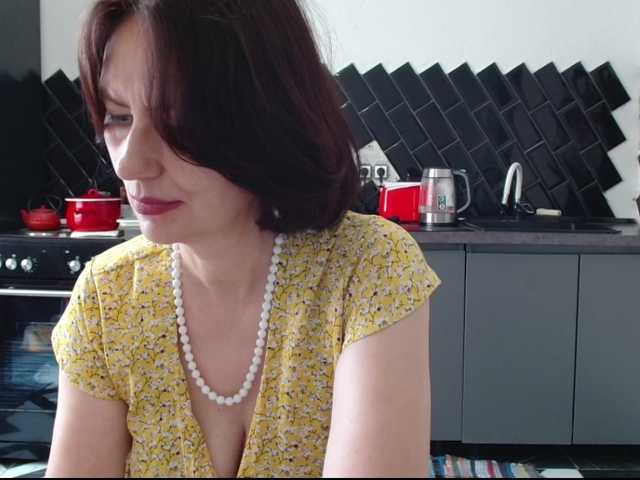 ANGELALADI webcam