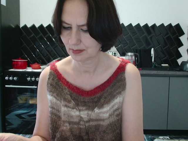 ANGELALADI