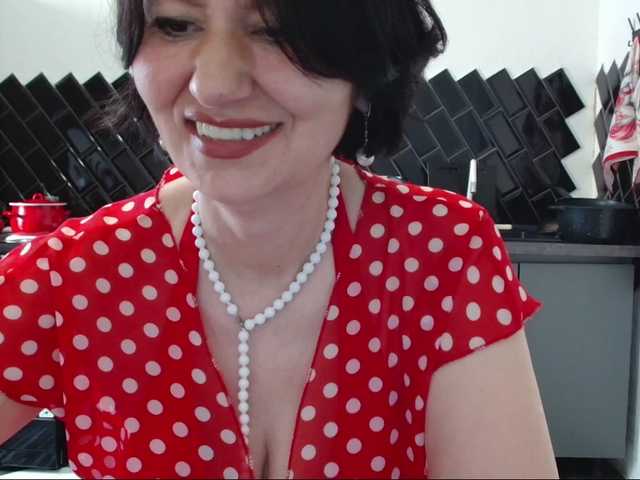 ANGELALADI preview