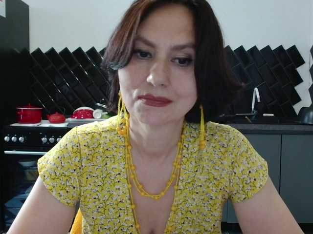 ANGELALADI Live Cam pe BongaCams