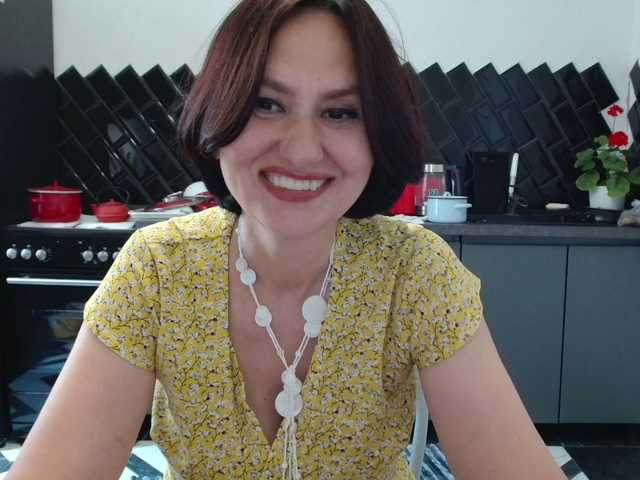ANGELALADI live cam on BongaCams