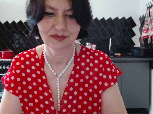 ANGELALADI